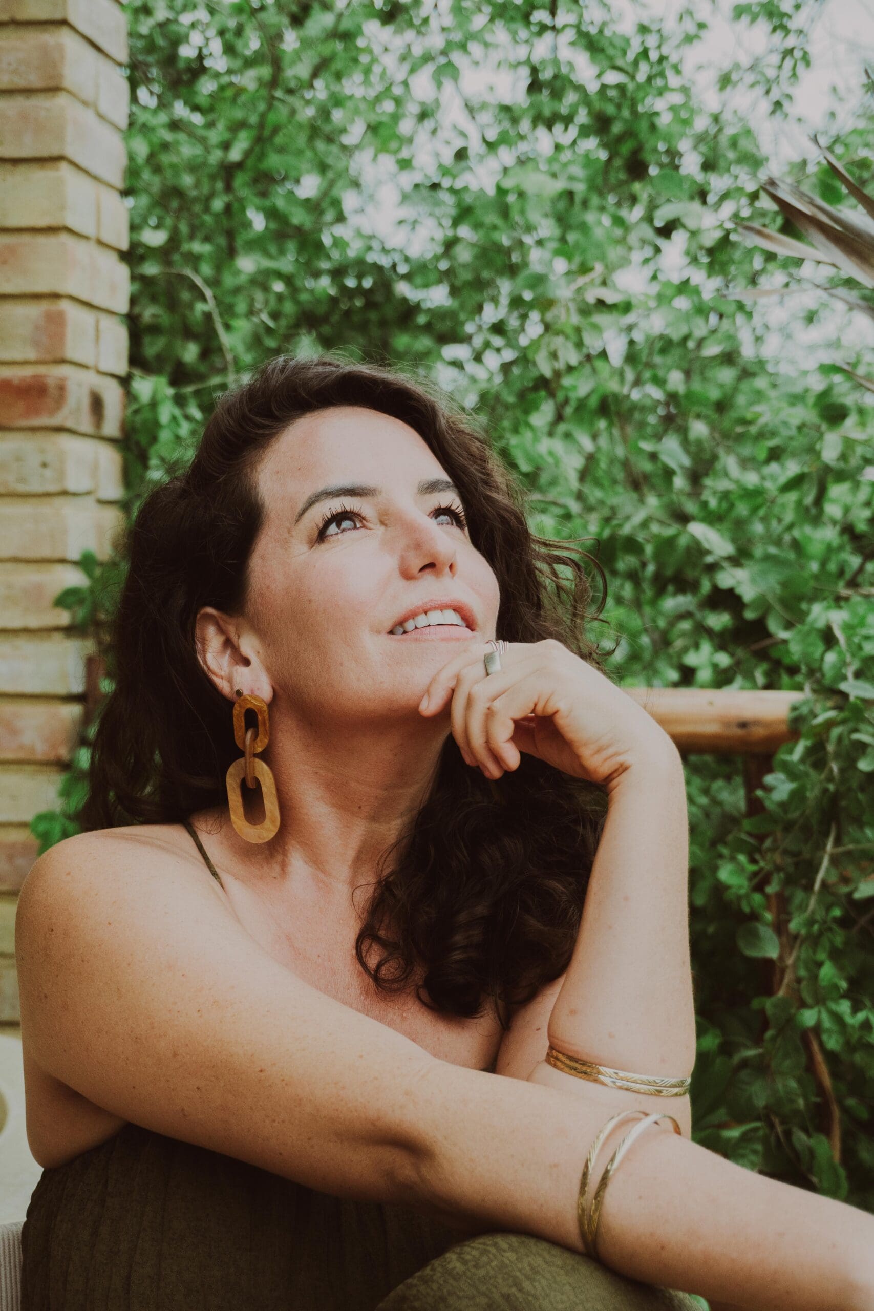 Michelle Rogers of the WELLthy Woman teaching clients how to leave insurance as a healthcare practitioner