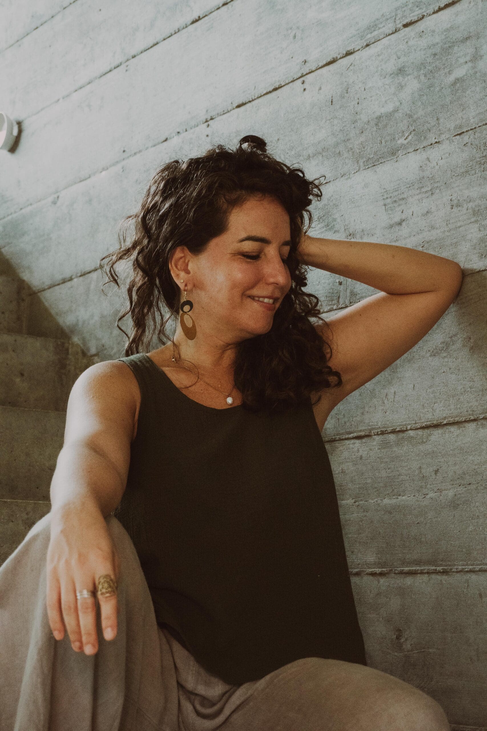 Michelle Rogers of the WELLthy Woman teaching online health practitioners how to stop procrastinating